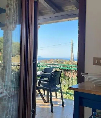 Casa Costanza, Bilocale Con Terrazza Vista Mare * Tanaunella