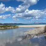 Casa Costanza, Bilocale Con Terrazza Vista Mare * Tanaunella
