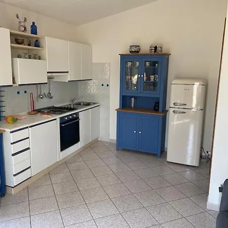 בית נופש Casa Costanza, Bilocale Con Terrazza Vista Mare טנאונלה